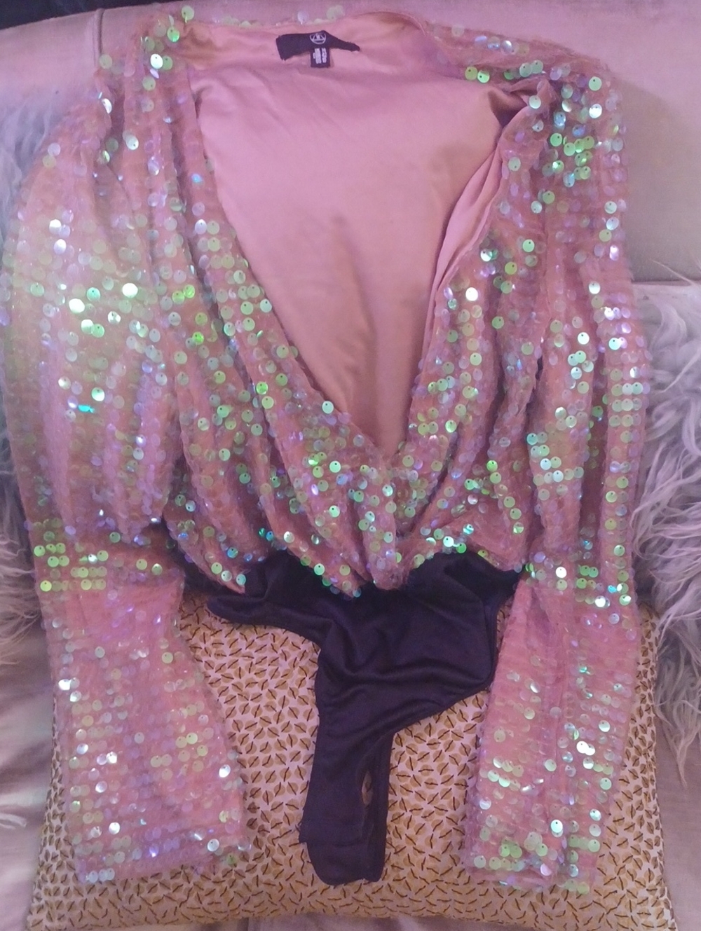 MISSGUIDED Iridescent Pink Sequin Plunge Bell Sleeve Bodysuit Size 10 Fits L